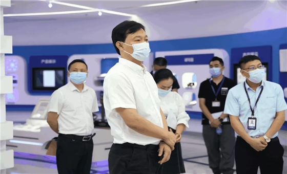 光明区委副书记、政法委书记张华伟莅临南宫app官网_南宫体育app下载_app下载中心调研指导